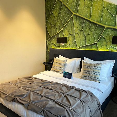 Noble Boutique Hotel Luck Kültér fotó