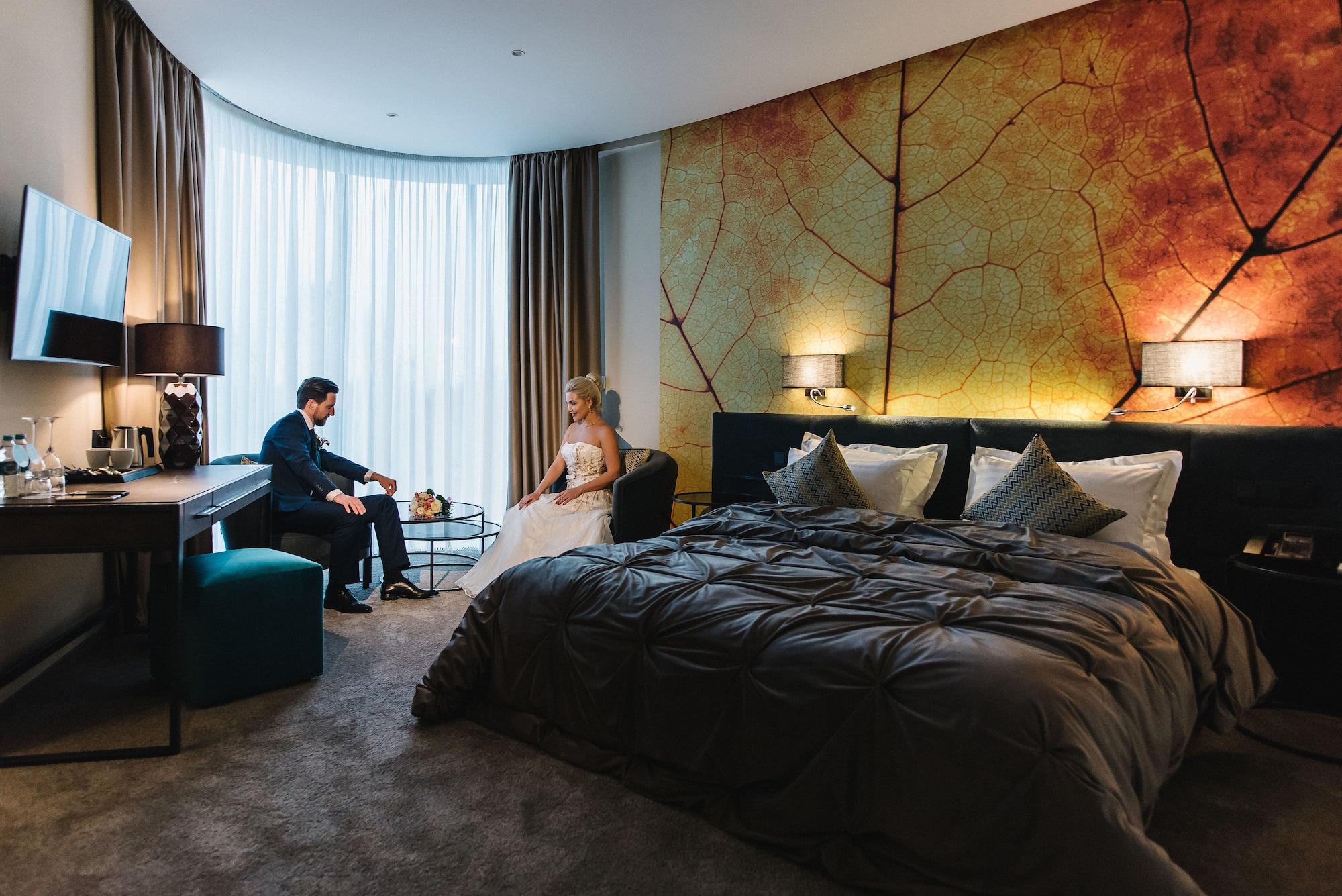 Noble Boutique Hotel Luck Kültér fotó