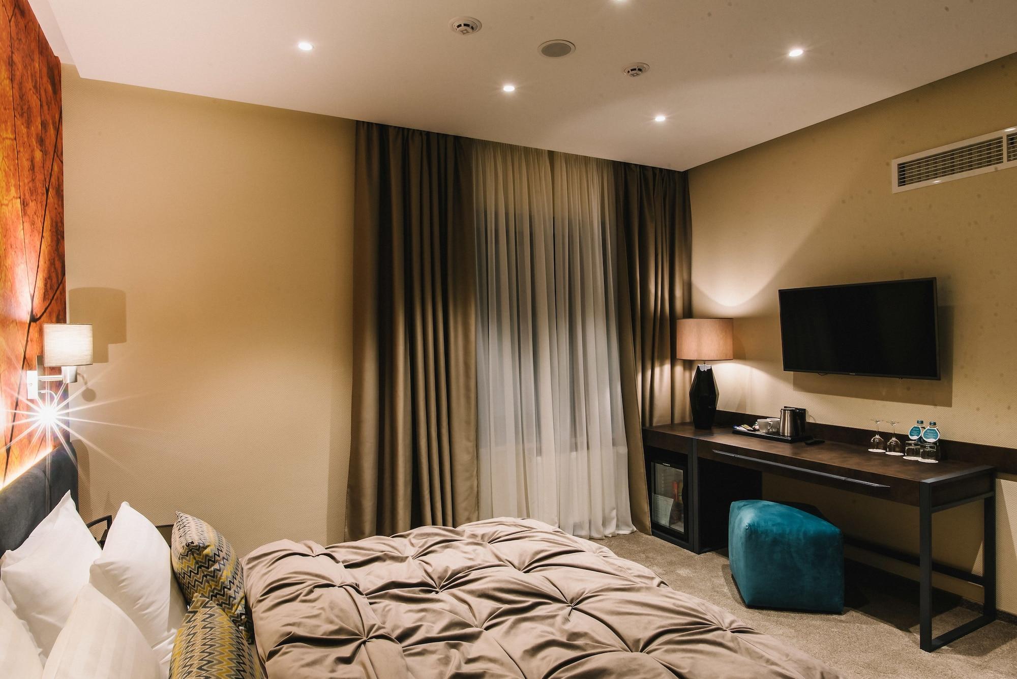 Noble Boutique Hotel Luck Kültér fotó