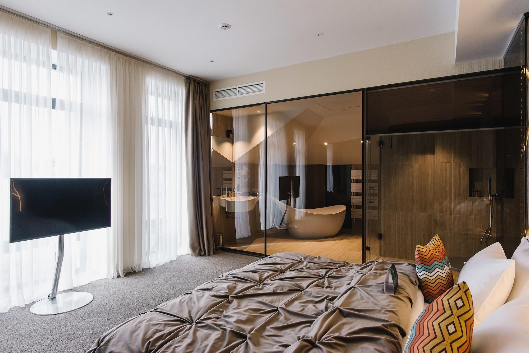 Noble Boutique Hotel Luck Kültér fotó