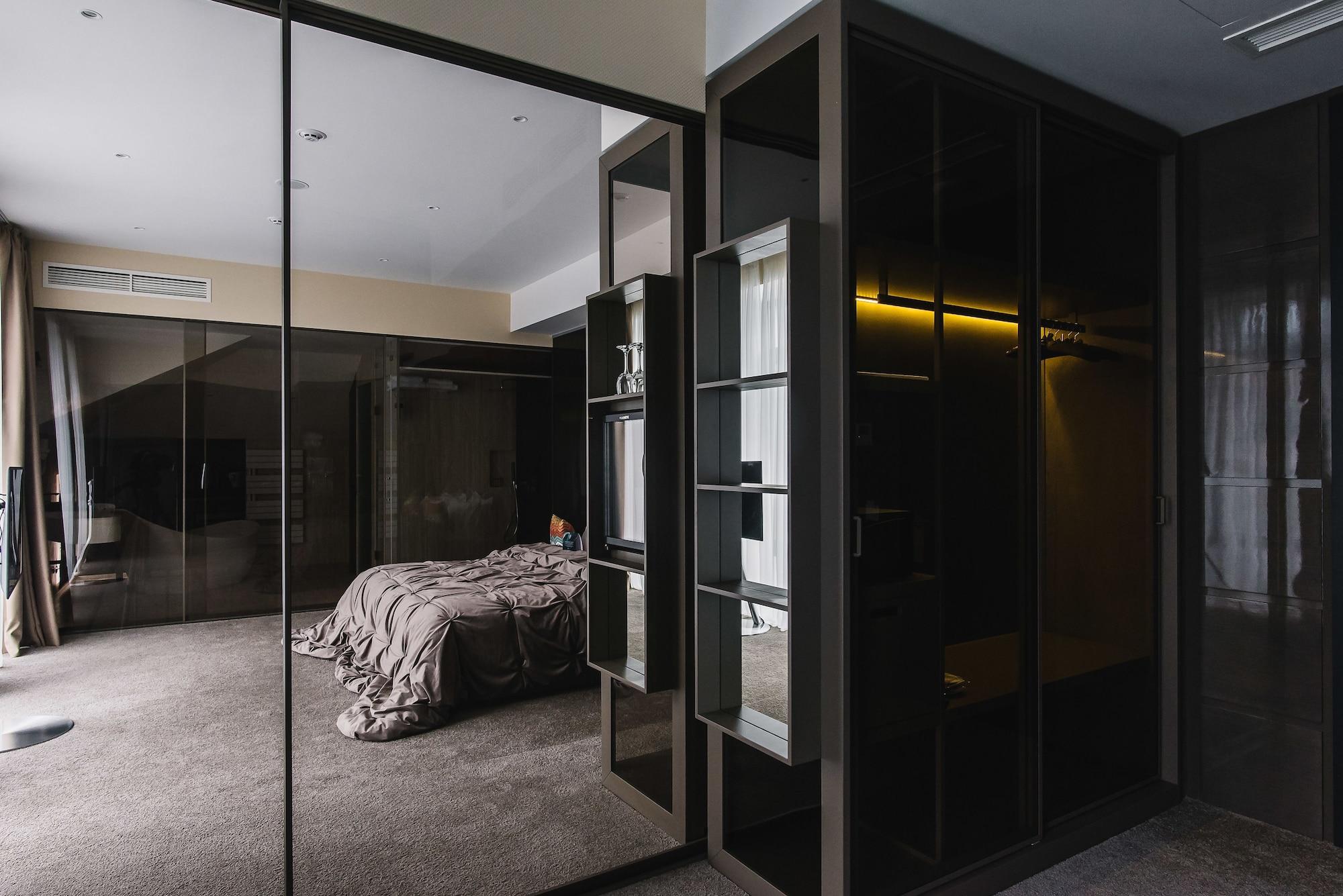 Noble Boutique Hotel Luck Kültér fotó