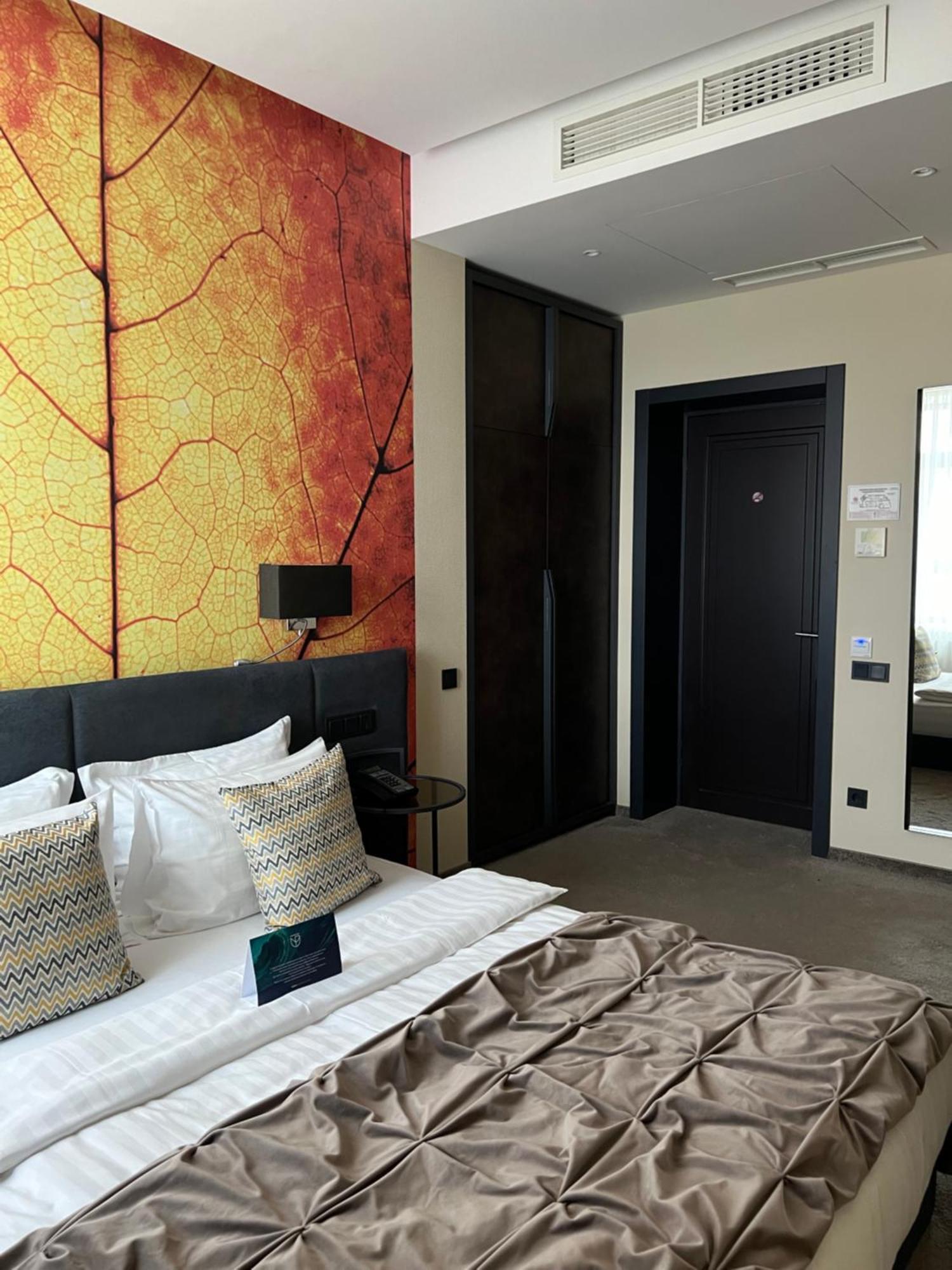 Noble Boutique Hotel Luck Kültér fotó