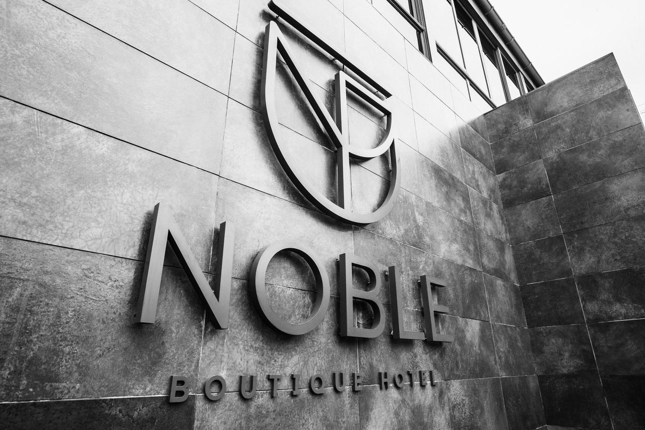 Noble Boutique Hotel Luck Kültér fotó