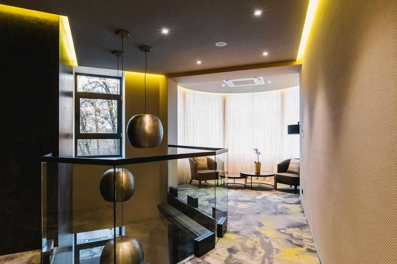 Noble Boutique Hotel Luck Kültér fotó